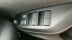 Toyota Yaris 1.5 Hybrid Design 5dr CVT Hybrid Hatchback